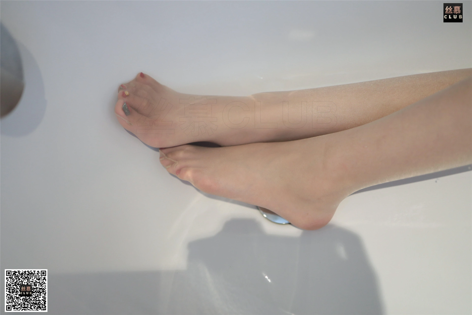 丝慕写真 - SM074 天天一元 诗晴《诗晴-睡袍-浴缸》 3